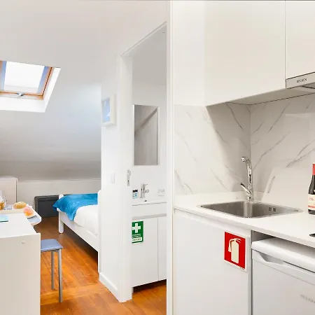 Apartamento Sé - Porta34 *
